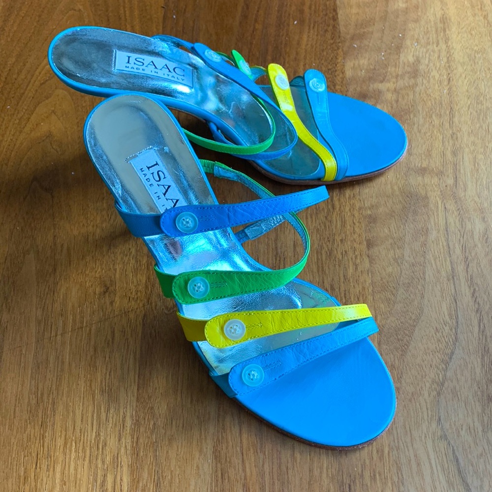 Isaac Mizrahi women’s slip-on 3” heel, multi-colored, size 7 M, made in Italy.